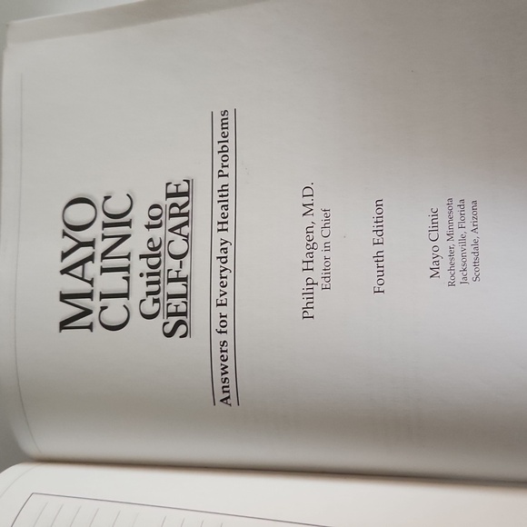Free W/Purchase - Mayo Clinic Guide to Self Care 4E - 2003 - Paperback - Picture 8 of 9